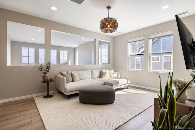 8827 Moonshimmer Trail, Littleton, CO 80125