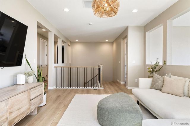 8827 Moonshimmer Trail, Littleton, CO 80125