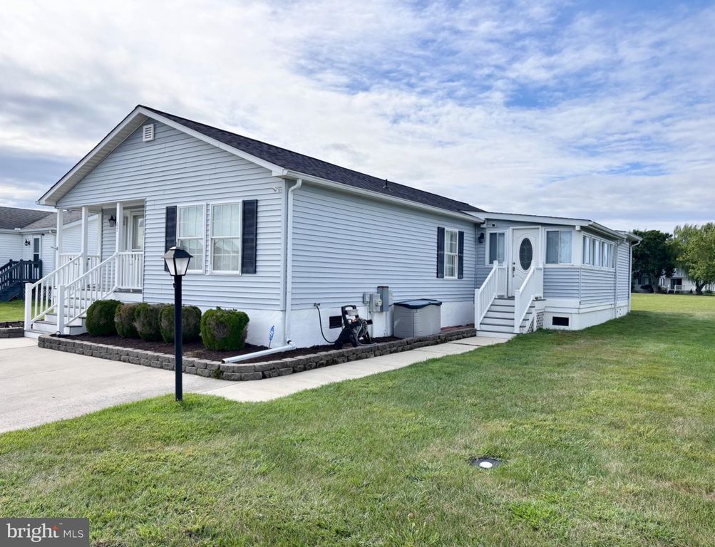 67 ANCHOR WAY DR, Berlin, MD 21811