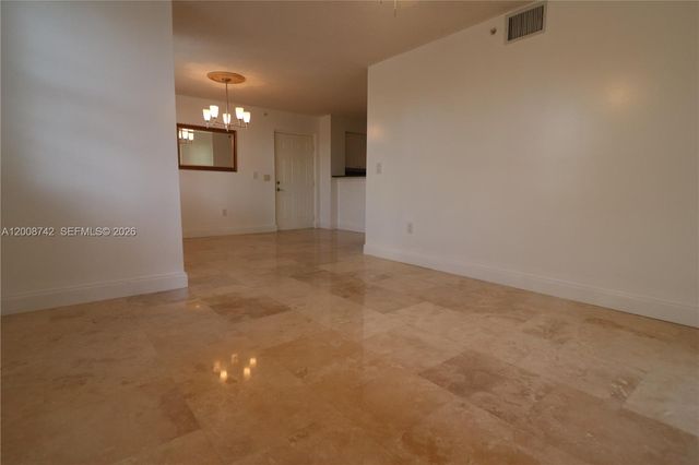 4836 N State Road 7 5207, Coconut Creek, FL 33073