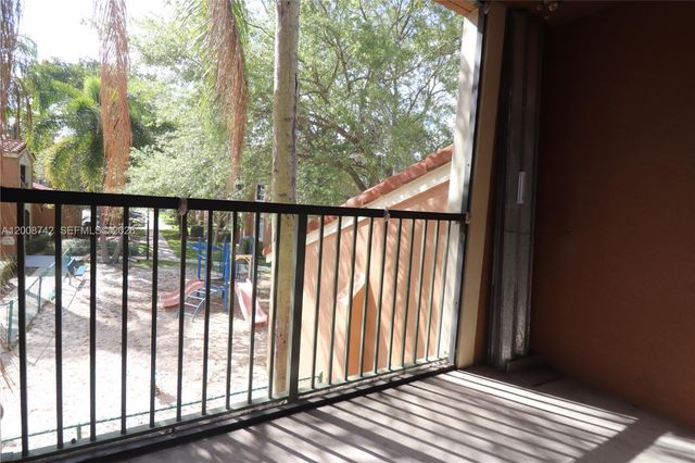 4836 N State Road 7 5207, Coconut Creek, FL 33073