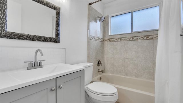 11804 BRANCH MOORING DRIVE, Tampa, FL 33635