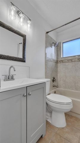 11804 BRANCH MOORING DRIVE, Tampa, FL 33635