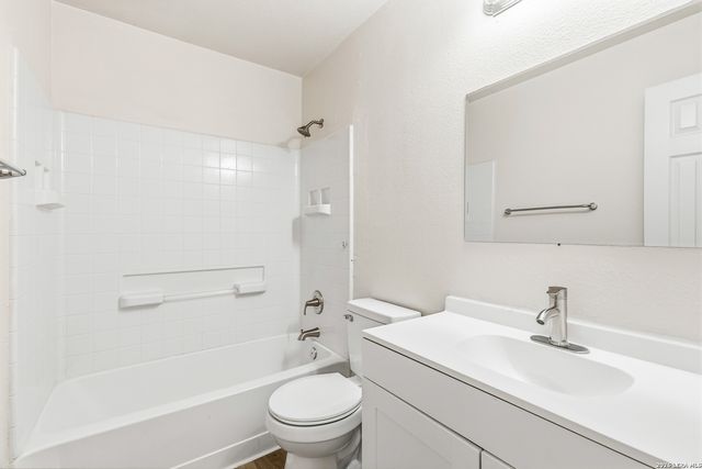 14000 MASSENA PARK, Live Oak, TX 78233