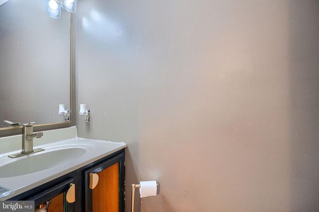 106 IDLEWILD RD, Severna Park, MD 21146