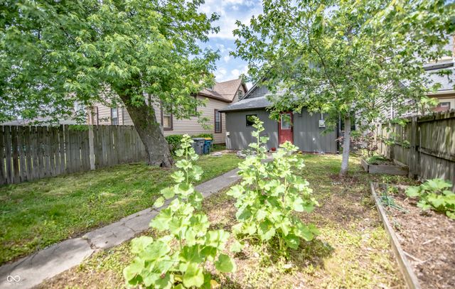 615 E Morris Street, Indianapolis, IN 46203