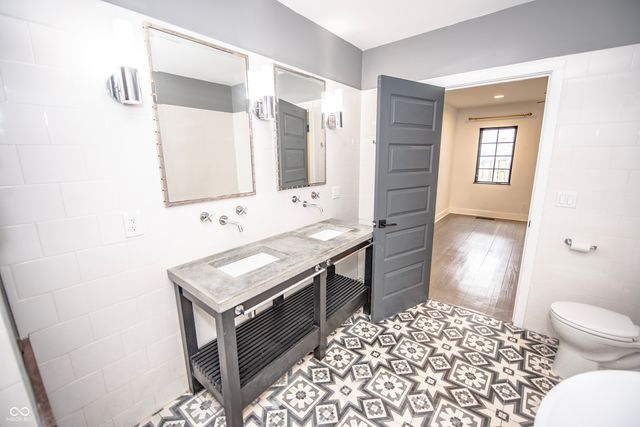 615 E Morris Street, Indianapolis, IN 46203