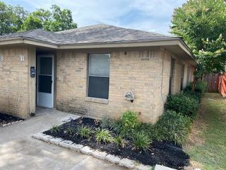 118 Maple Street A, Arlington, TX 76011