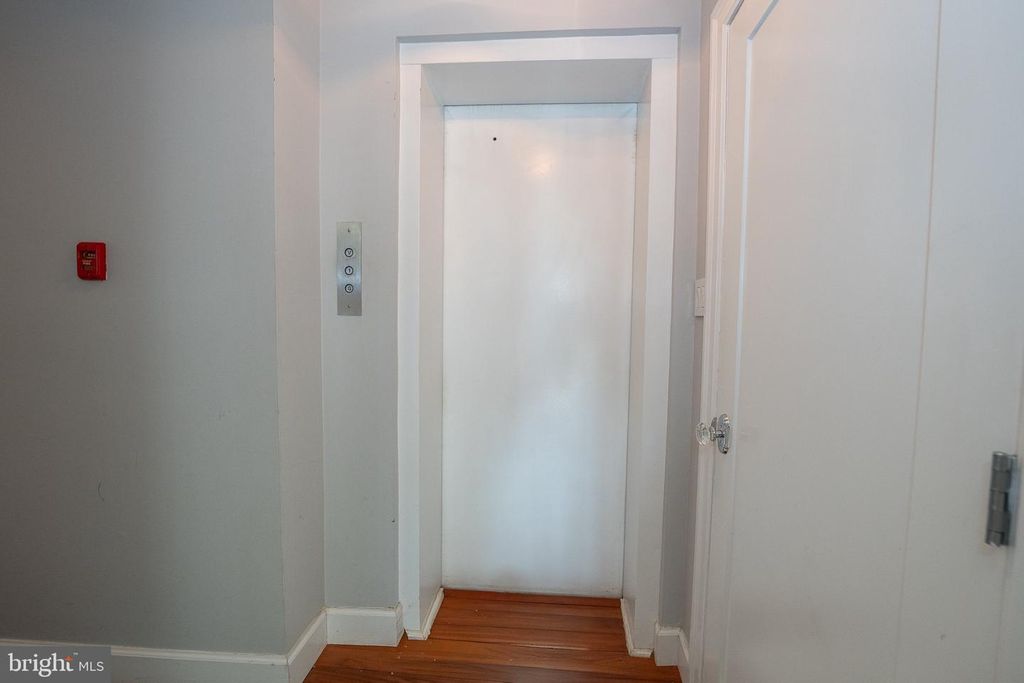 17 GEVREY #17, DEVON, PA 19333 — photo 4