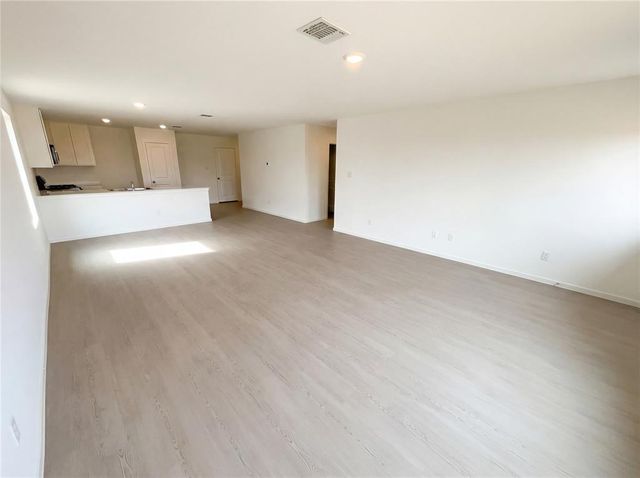 3708 Los Cabos Drive, Mustang, OK 73064