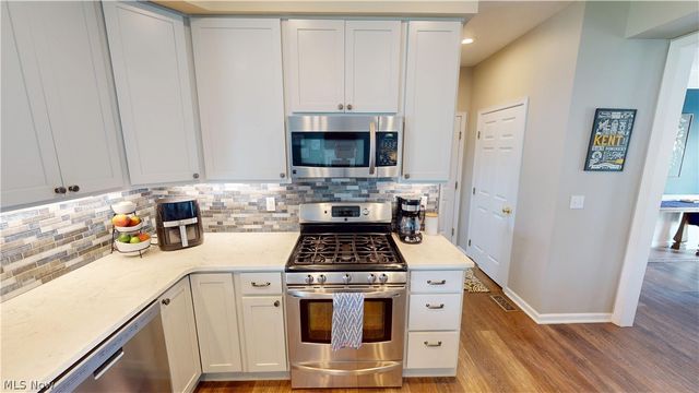 3513 Keyser, Cuyahoga Falls, OH 44223