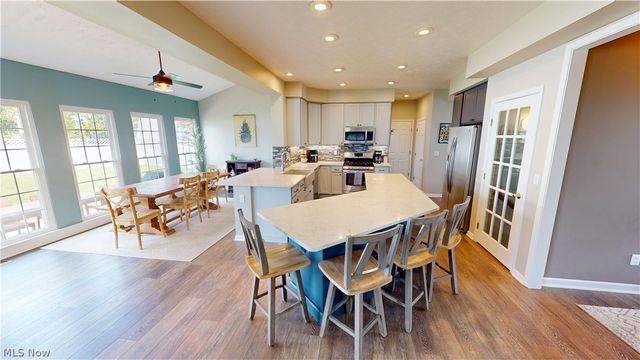 3513 Keyser, Cuyahoga Falls, OH 44223