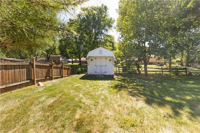 211 Whittington Drive, Dayton, OH 45459