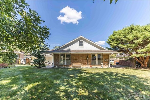 211 Whittington Drive, Dayton, OH 45459