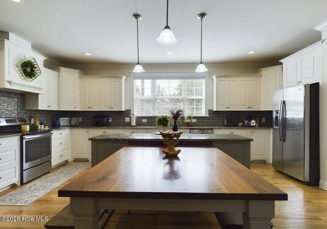 85 Dundee Road, Pinehurst, NC 28374