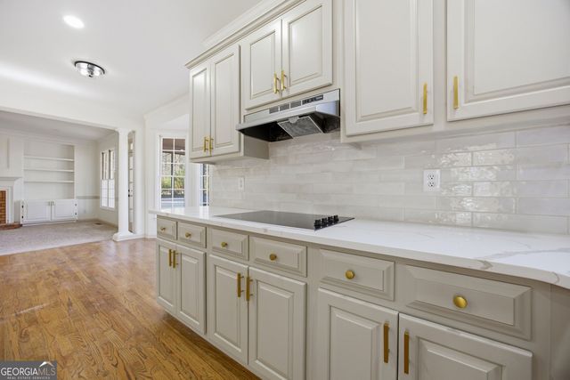 745 Woodrow Drive, Lawrenceville, GA 30043