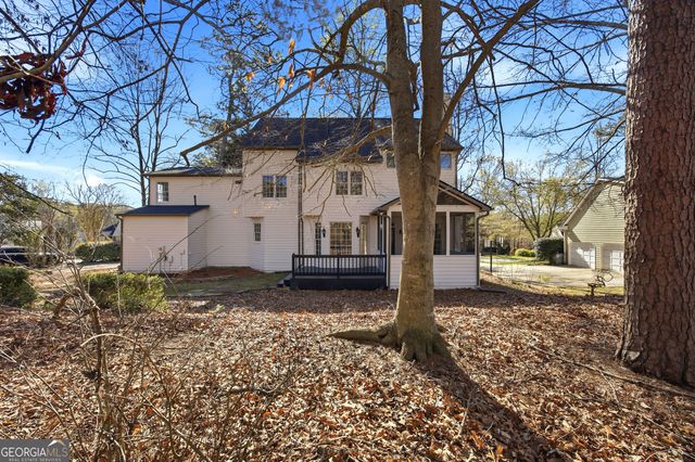 745 Woodrow Drive, Lawrenceville, GA 30043