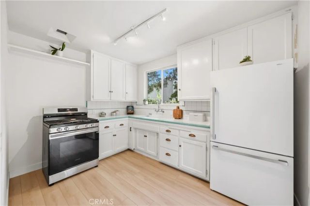 9441 Ruoff Avenue, Whittier, CA 90603