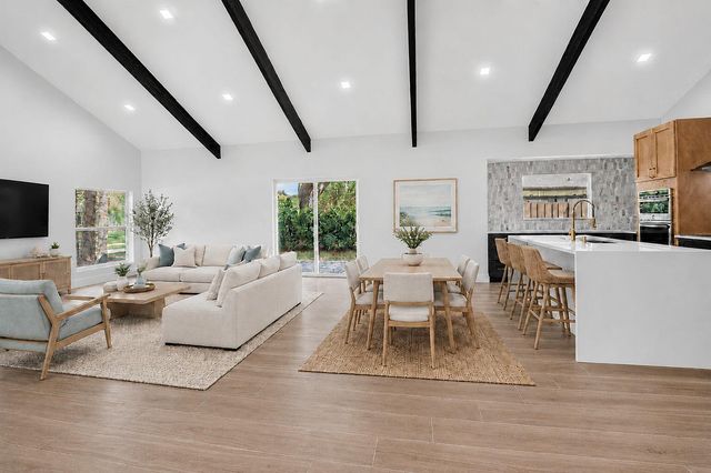 2908 NW 24th Way, Boca Raton, FL 33431