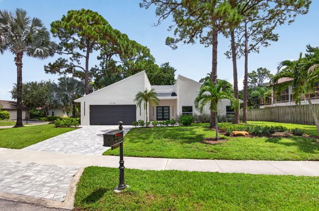 2908 NW 24th Way, Boca Raton, FL 33431