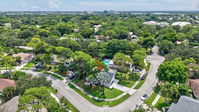 2908 NW 24th Way, Boca Raton, FL 33431