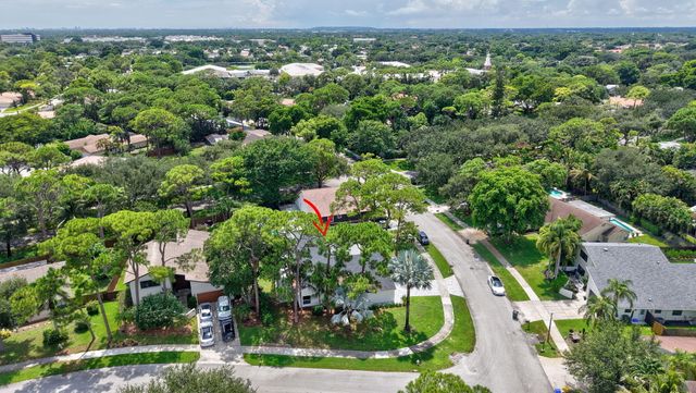 2908 NW 24th Way, Boca Raton, FL 33431