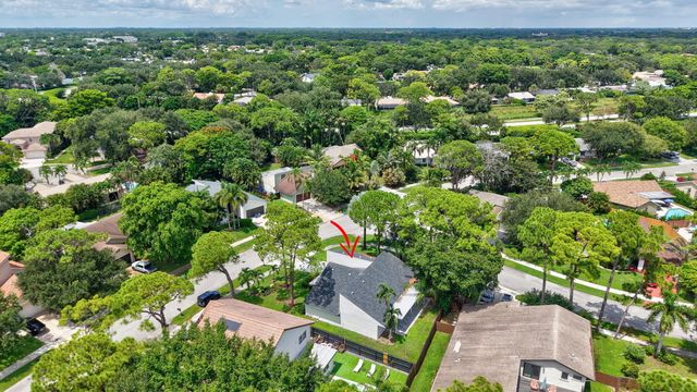 2908 NW 24th Way, Boca Raton, FL 33431