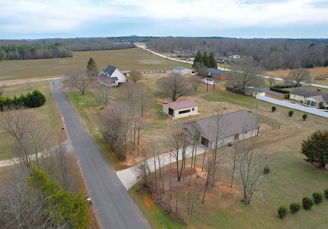 141 Burton Drive, Chesnee, SC 29323