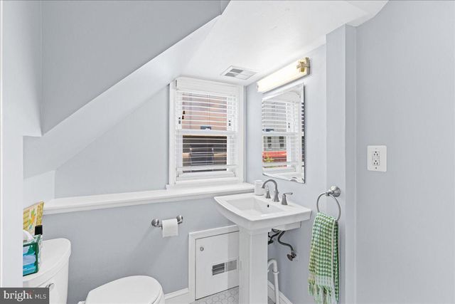 550 MEADOWBROOK AVE, Ambler, PA 19002