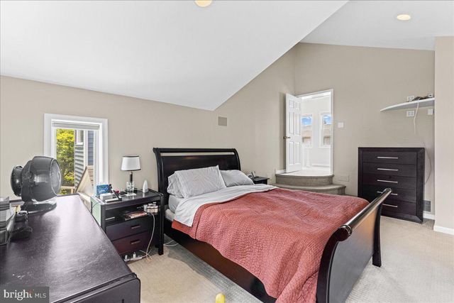 550 MEADOWBROOK AVE, Ambler, PA 19002