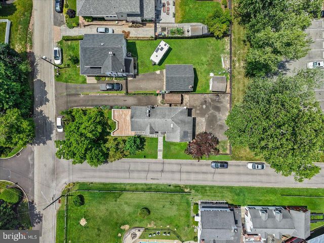 550 MEADOWBROOK AVE, Ambler, PA 19002