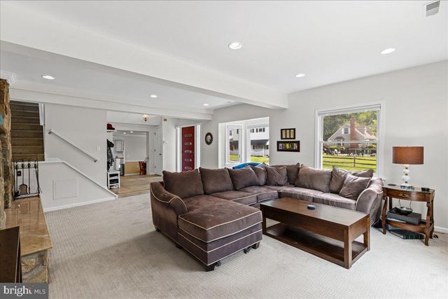 550 MEADOWBROOK AVE, Ambler, PA 19002