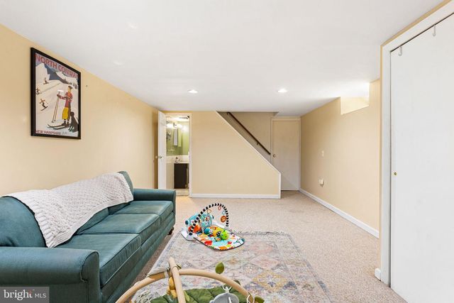 472 MARKLE ST, Philadelphia, PA 19128