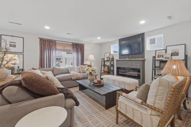 6237 64th Street S, Cottage Grove, MN 55016