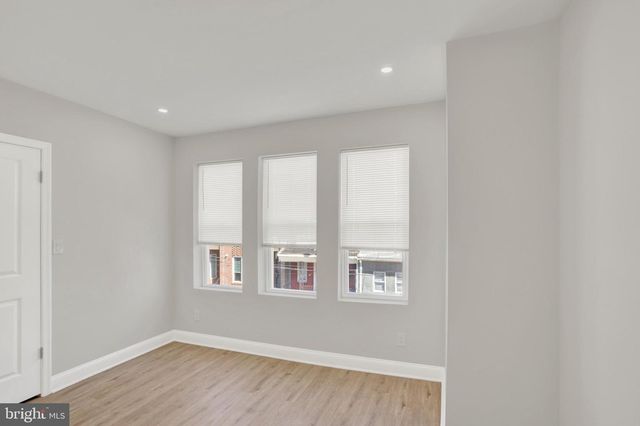1424 S NAPA ST, Philadelphia, PA 19146