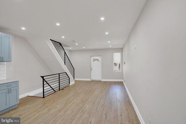 1424 S NAPA ST, Philadelphia, PA 19146