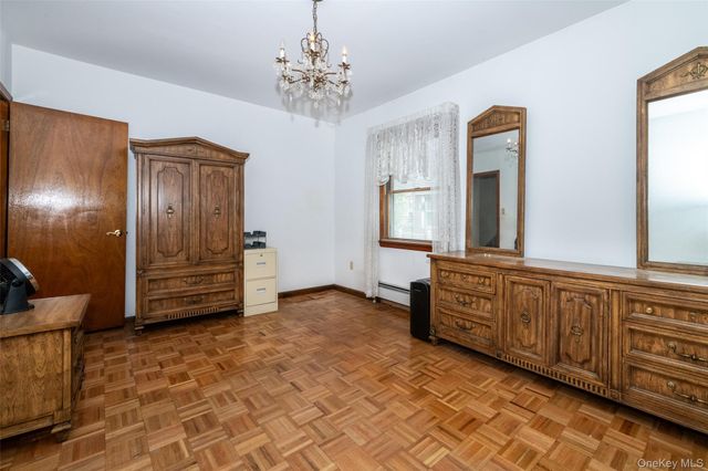 1559 Hollywood Avenue, Bronx, NY 10461