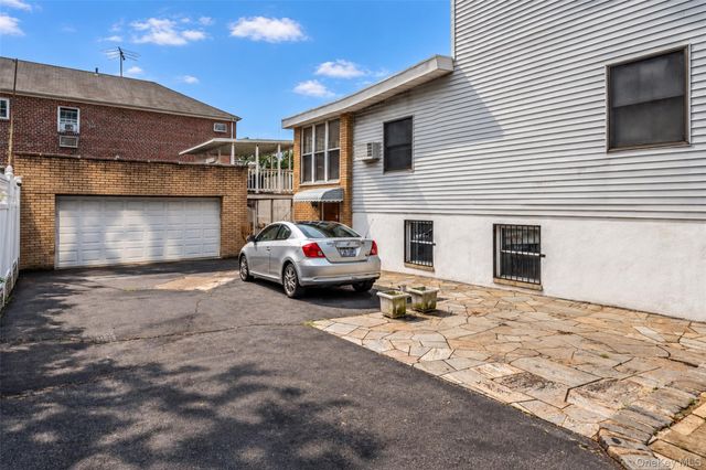 1559 Hollywood Avenue, Bronx, NY 10461