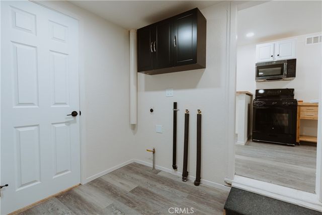 42520 Sonoma Dr, Big Bear Lake, CA 92315