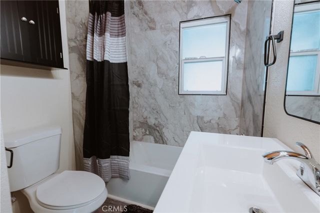 42520 Sonoma Dr, Big Bear Lake, CA 92315