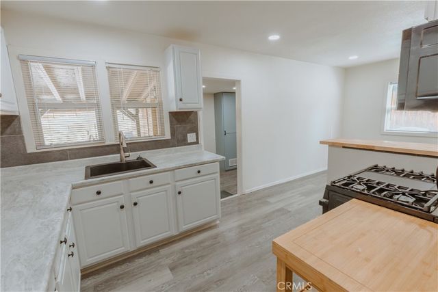 42520 Sonoma Dr, Big Bear Lake, CA 92315