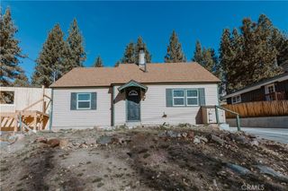 42520 Sonoma Dr, Big Bear Lake, CA 92315