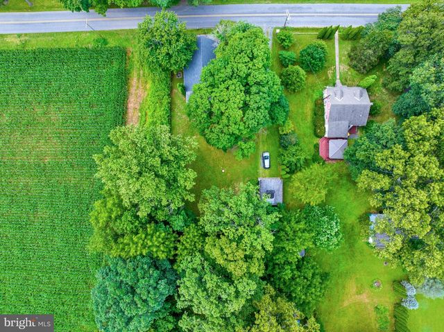 185 STITZER, Oley, PA 19547