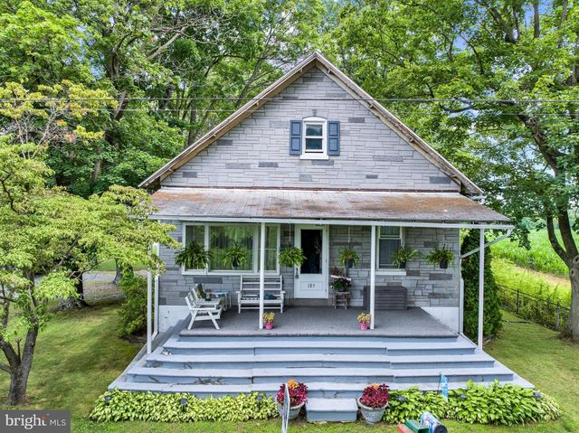 185 STITZER, Oley, PA 19547
