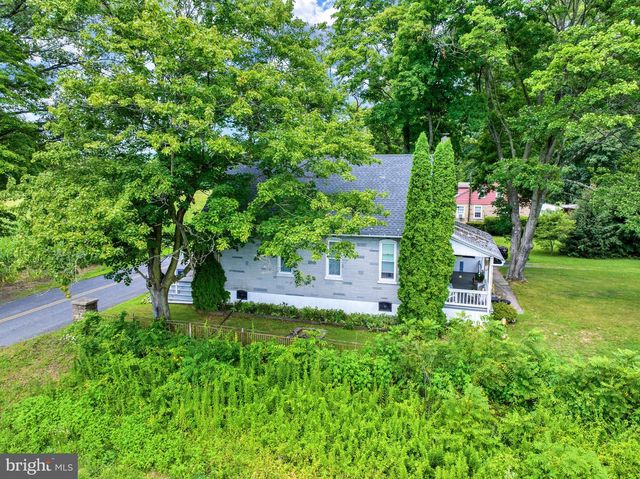 185 STITZER, Oley, PA 19547