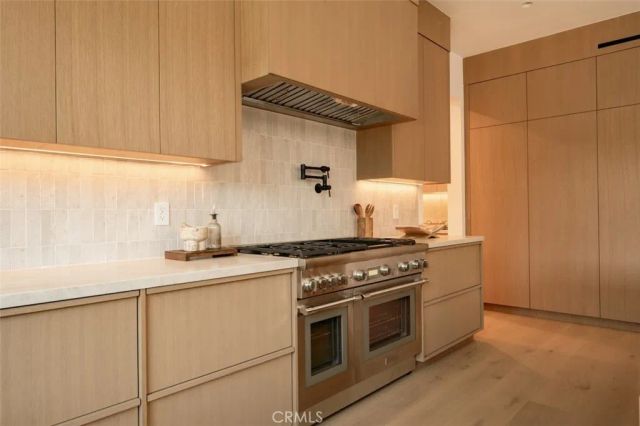 10433 Valley Spring Lane, Toluca Lake, CA 91602