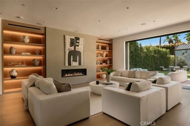 10433 Valley Spring Lane, Toluca Lake, CA 91602