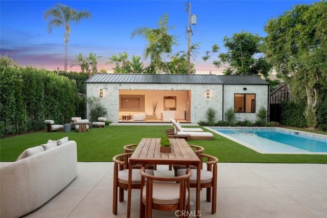 10433 Valley Spring Lane, Toluca Lake, CA 91602