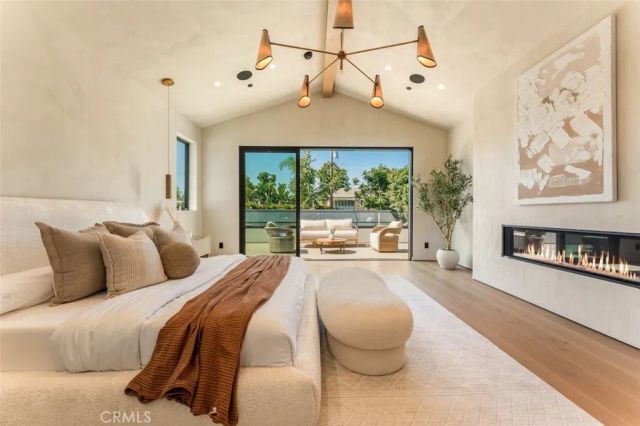 10433 Valley Spring Lane, Toluca Lake, CA 91602