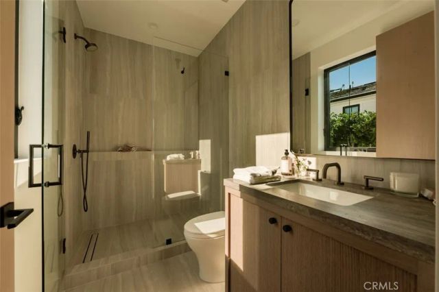 10433 Valley Spring Lane, Toluca Lake, CA 91602